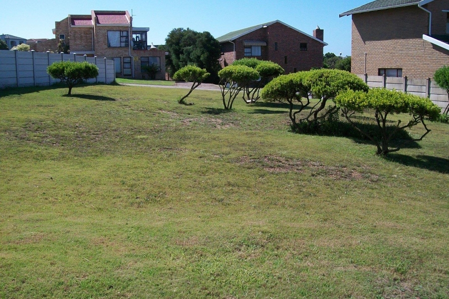 0 Bedroom Property for Sale in Wavecrest Eastern Cape